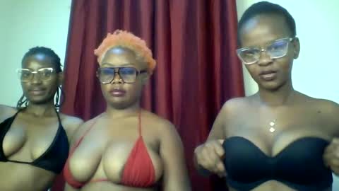 Snapshot of sweet_rayana_ chatting on 06/29/26, 05:14 sweet rayana online show from 06/29/26, 05:14