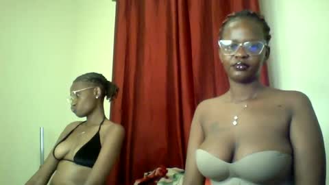 Snapshot of sweet_rayana_ chatting on 07/11/26, 02:42 sweet rayana online show from 07/11/26, 02:42
