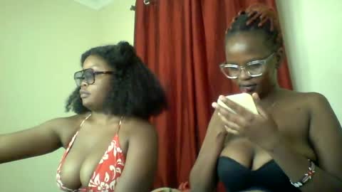 Snapshot of sweet_rayana_ chatting on 07/15/26, 02:17 sweet rayana online show from 07/15/26, 02:17