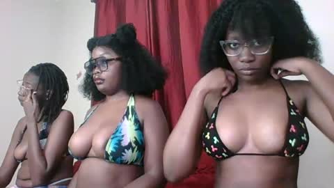 Snapshot of sweet_rayana_ chatting on 08/09/26, 02:13 sweet rayana online show from 08/09/26, 02:13