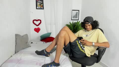 sweet_rose72 online show from 05/15/26, 11:01