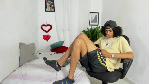 sweet_rose72 online show from 05/15/26, 11:23