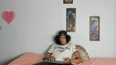 Snapshot of sweet_rose72 chatting on 06/02/26, 02:13 sweet_rose72 online show from 06/02/26, 02:13