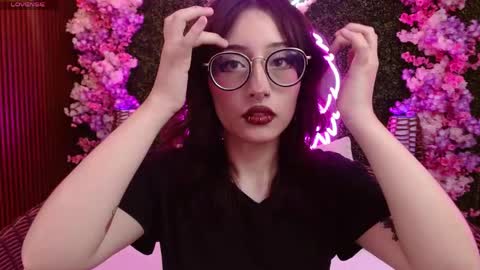 Roxanee online show from 04/15/26, 08:53