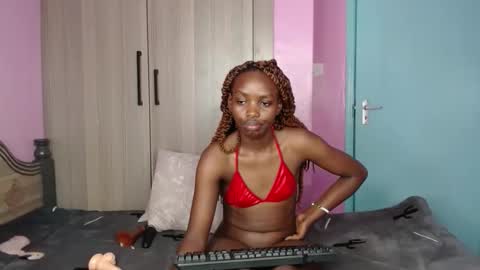 Jesy online show from 04/18/26, 12:36