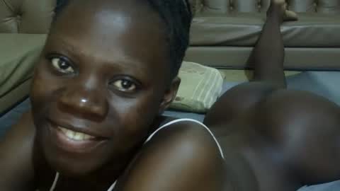 Snapshot of sweet_sharon01 chatting on 05/12/26, 11:13 Sharon online show from 05/12/26, 11:13
