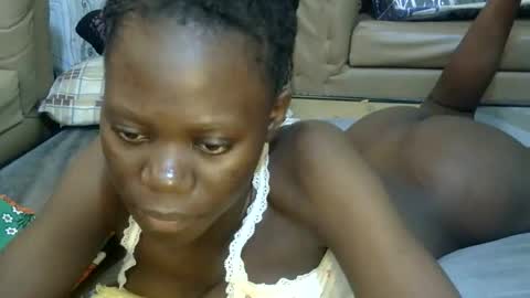 Snapshot of sweet_sharon01 chatting on 05/30/26, 10:45 Sharon online show from 05/30/26, 10:45