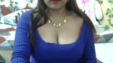 Snapshot of sweet_shivani chatting on 02/22/25, 05:02 sweet_shivani online show from 02/22/25, 05:02