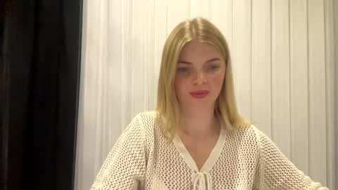 Mira online show from 09/24/25, 08:34