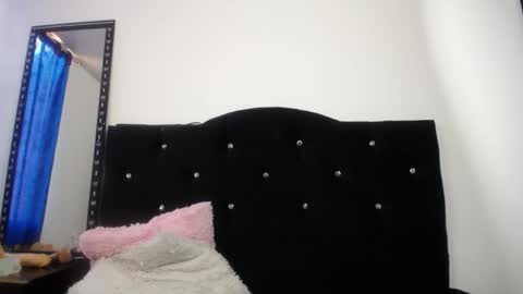 Adriana online show from 04/05/26, 09:01