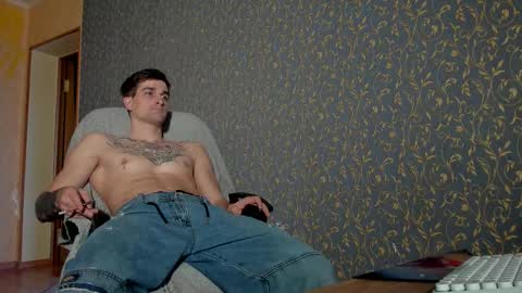 sweet_smith8 online show from 01/13/26, 04:29