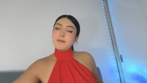 sweet_sophie_7 online show from 03/01/26, 03:52