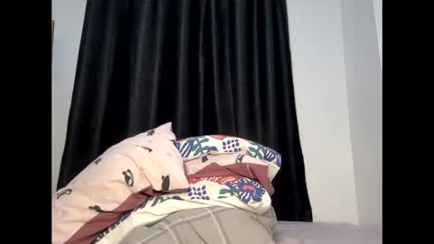 Snapshot of sweet_spoon chatting on 05/27/26, 08:22 Nina online show from 05/27/26, 08:22