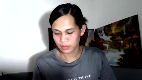 Snapshot of sweet_squirtxxxx chatting on 06/05/26, 04:13 HI IM MONA AND IM YOUR NEXT WIFE online show from 06/05/26, 04:13