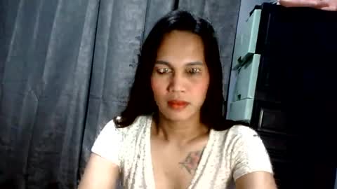 Snapshot of sweet_squirtxxxx chatting on 07/05/26, 11:45 HI IM MONA AND IM YOUR NEXT WIFE online show from 07/05/26, 11:45