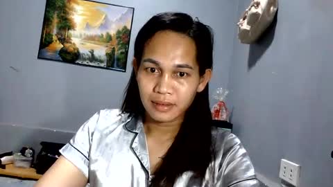 Snapshot of sweet_squirtxxxx chatting on 07/26/26, 01:47 HI IM MONA AND IM YOUR NEXT WIFE online show from 07/26/26, 01:47