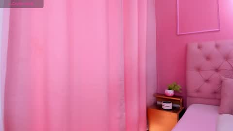 Yeileen online show from 02/16/25, 05:15