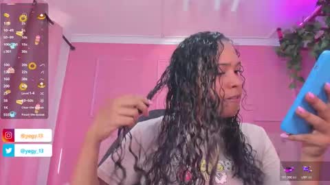 Yeileen online show from 02/25/26, 07:34