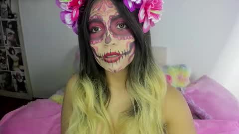 Snapshot of sweet_stephaniee chatting on 10/29/25, 05:42 online show from 10/29/25, 05:42