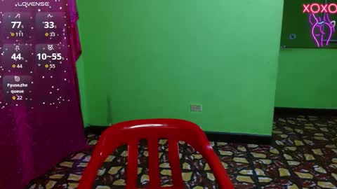 Snapshot of sweet_stormy_x chatting on 11/09/25, 04:33 kim online show from 11/09/25, 04:33