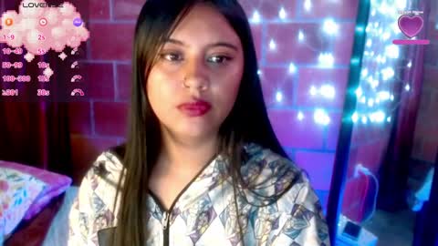 Snapshot of sweet_susy999 chatting on 01/03/25, 11:33 susy 222 online show from 01/03/25, 11:33