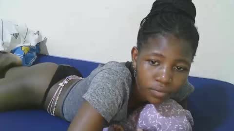 Snapshot of sweet_tattiana chatting on 10/21/25, 06:03 Tatty online show from 10/21/25, 06:03