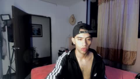 Snapshot of sweet_tippot chatting on 01/30/25, 03:00 Tippot and Germaine online show from 01/30/25, 03:00