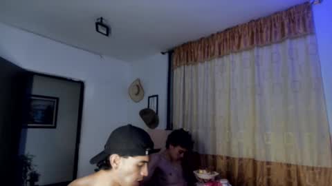 Snapshot of sweet_tippot chatting on 01/30/25, 06:03 Tippot and Germaine online show from 01/30/25, 06:03