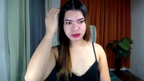 Snapshot of sweet_trexie chatting on 05/15/26, 11:45 sweet_trexie online show from 05/15/26, 11:45