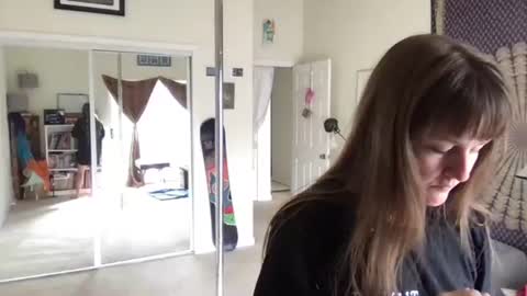Snapshot of sweet_truffle chatting on 06/18/26, 12:53 Heidi Brenner - Please check bio for schedule FAQ online show from 06/18/26, 12:53