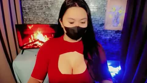 Snapshot of sweet_valentine22 chatting on 11/04/25, 04:39 Valentine online show from 11/04/25, 04:39