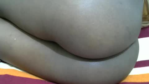 sweet_veebouset online show from 12/17/25, 09:54