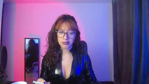 sweet_venus4 online show from 03/23/26, 12:09