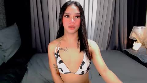 bea takashi  online show from 10/06/25, 08:45