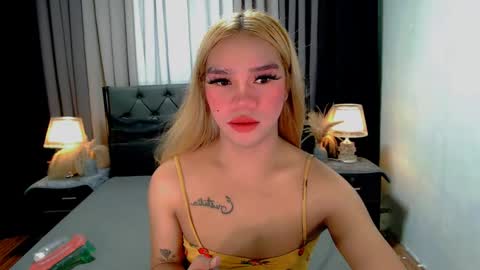 bea takashi  online show from 04/14/26, 09:37