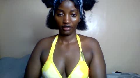 Snapshot of sweet_zuri3 chatting on 05/18/26, 09:59 zuri online show from 05/18/26, 09:59