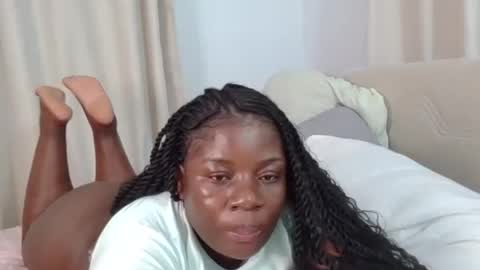 Snapshot of sweetafricangal chatting on 06/18/26, 12:33 NASHA online show from 06/18/26, 12:33