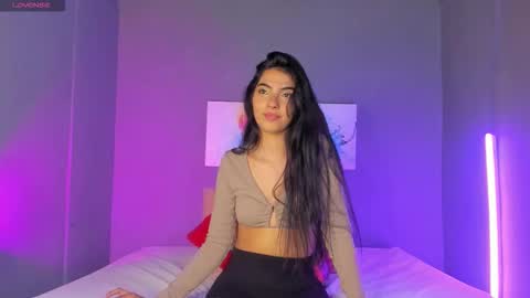 Snapshot of sweetaliss26 chatting on 02/19/26, 10:39 Aliss online show from 02/19/26, 10:39