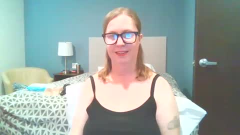 sweetandnaughty123 online show from 10/18/25, 08:53