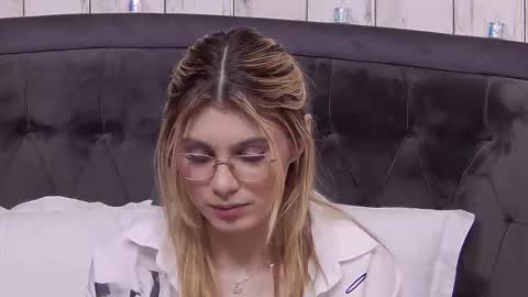 Anisia online show from 02/21/26, 07:31