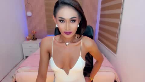 Snapshot of sweetasianlovemarie chatting on 10/02/25, 12:17 BEA sweetgirl online show from 10/02/25, 12:17