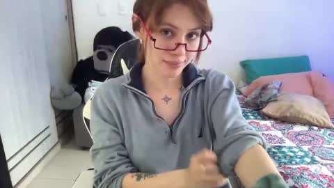 Snapshot of sweetaura0_0 chatting on 02/28/26, 05:14 SweetAura0 0 online show from 02/28/26, 05:14