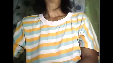Snapshot of sweetbella24 chatting on 06/09/26, 12:39 im anne online show from 06/09/26, 12:39