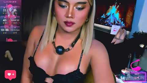 Snapshot of sweetbella69xoxo chatting on 05/26/26, 01:01 BELLA online show from 05/26/26, 01:01