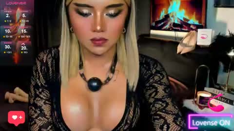 Snapshot of sweetbella69xoxo chatting on 06/20/26, 07:44 BELLA online show from 06/20/26, 07:44