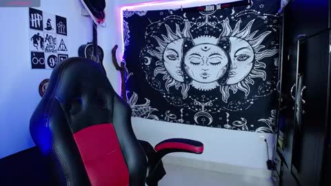 Snapshot of sweetbitter_ chatting on 02/23/25, 07:28 sweetbitter_ online show from 02/23/25, 07:28