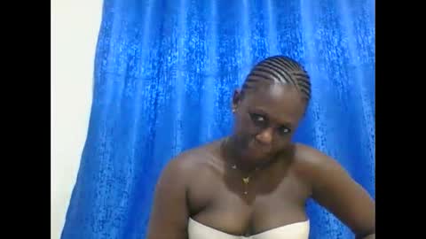 Snapshot of sweetblackgal3 chatting on 05/19/26, 01:56 JECINTAR online show from 05/19/26, 01:56