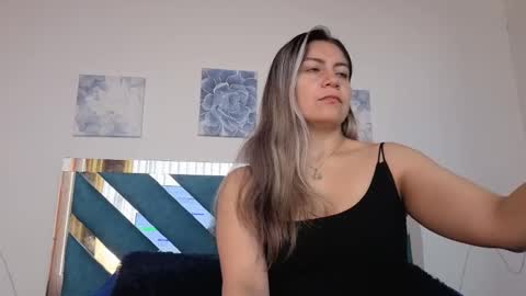 Cinthia online show from 10/15/25, 12:38