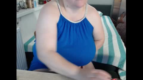 Sweetboobs85h online show from 12/16/25, 08:47