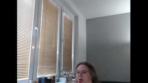 Snapshot of sweetboobs85h chatting on 03/02/26, 08:21 Sweetboobs85h online show from 03/02/26, 08:21